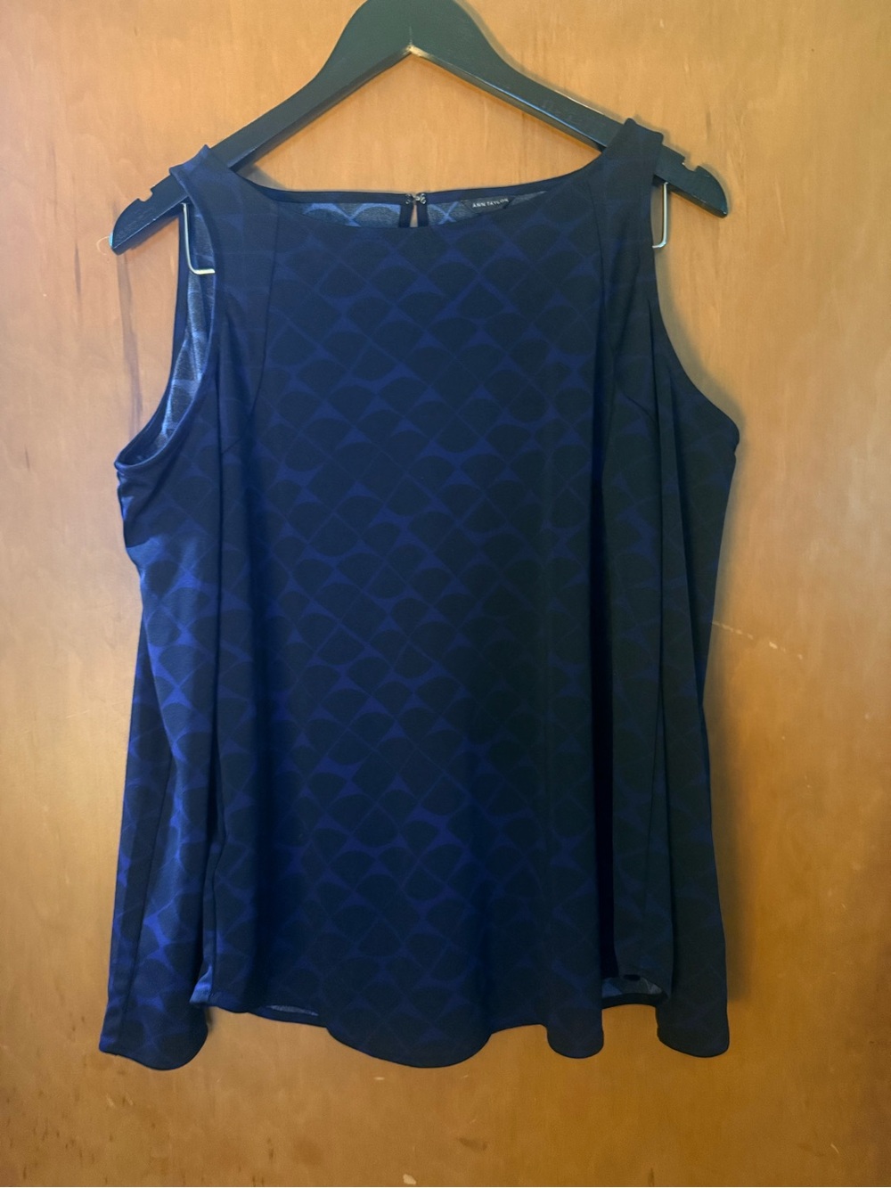Ann Taylor Navy Geometric Cold-Shoulder Tank